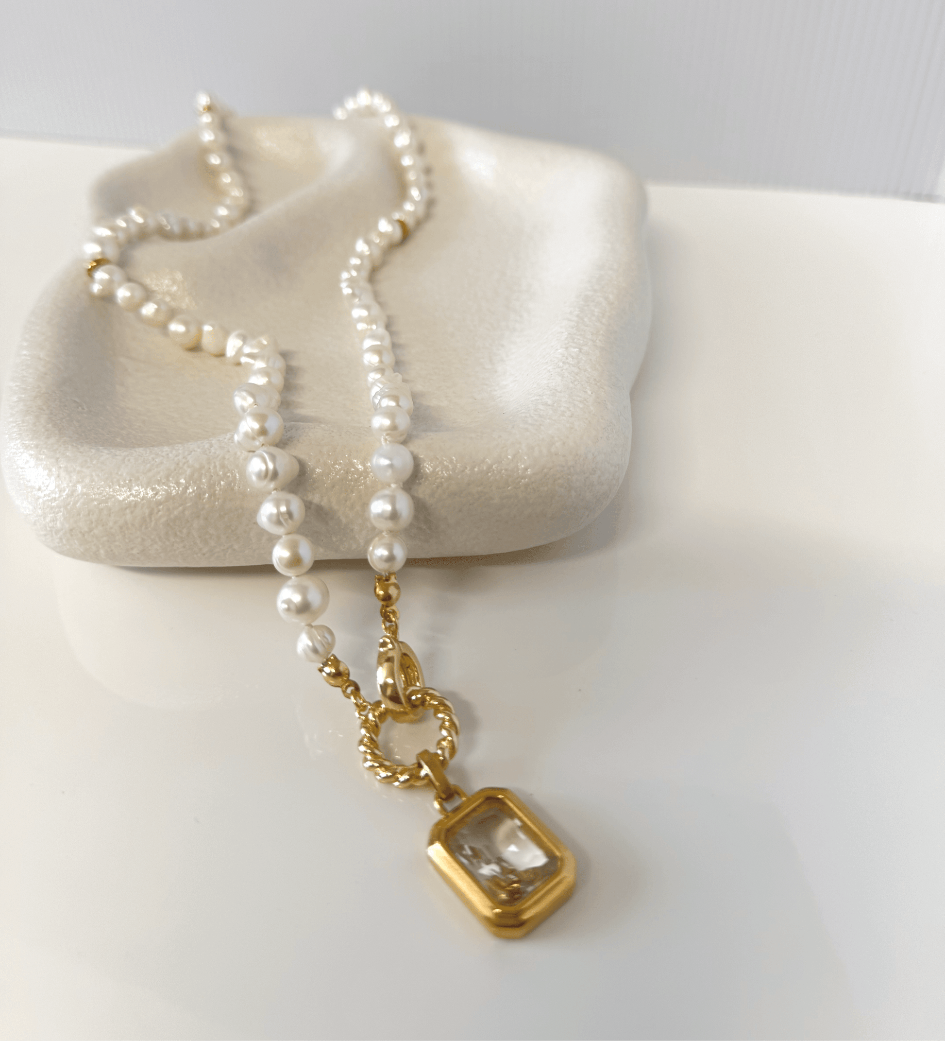 Hand Knotted Pearl Necklace image 0