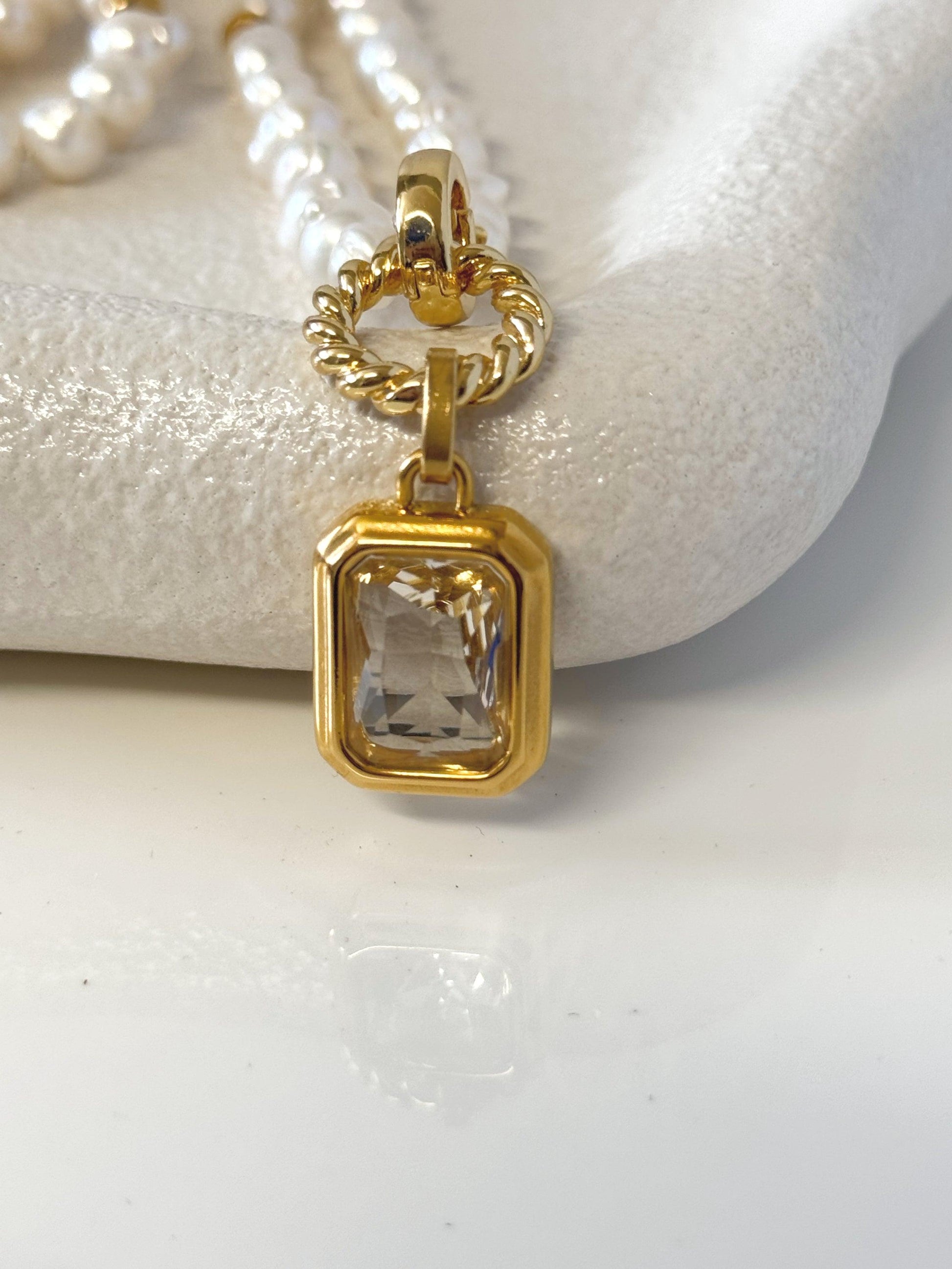 Hand Knotted Pearl Necklace image 1