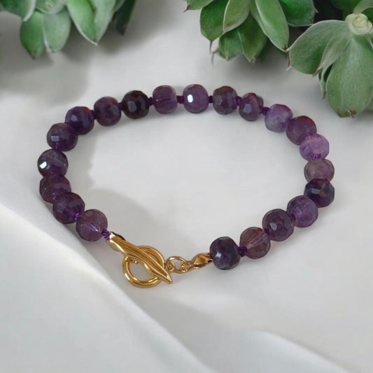 Handmade Hand-Knotted Amethyst Bracelet with Faceted Gemstone Beads and Gold Toggle Clasp – February Birthstone Jewellery